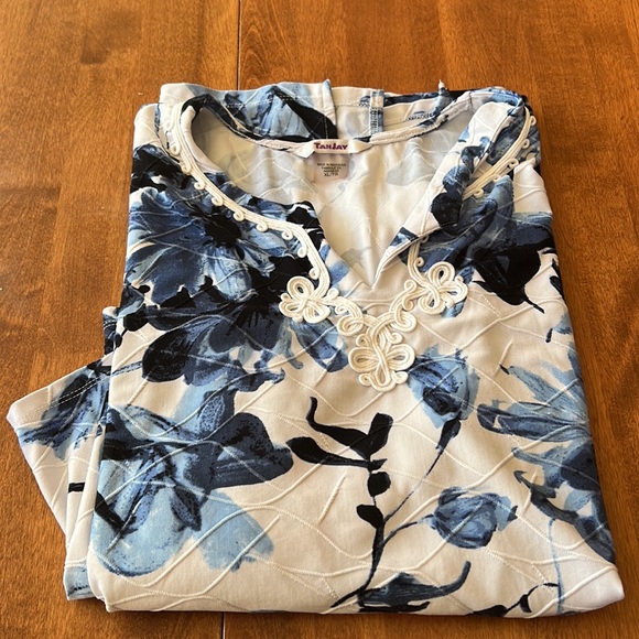 Tanjay XXL tunic top - Picture 3 of 4